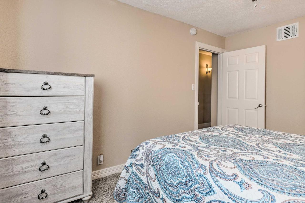 Idyllic Montgomery Condo With Pool And Lake View! Exterior foto