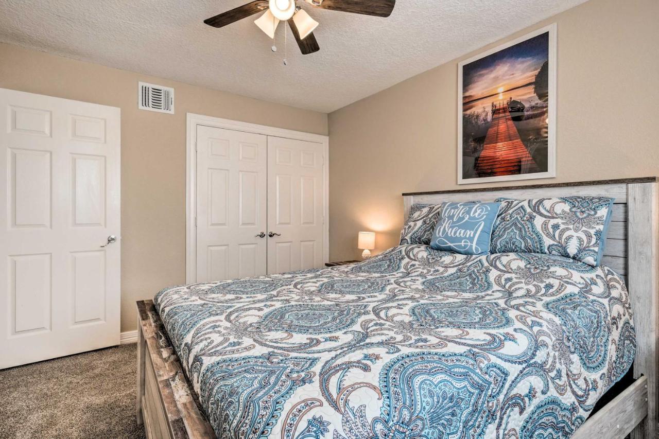 Idyllic Montgomery Condo With Pool And Lake View! Exterior foto